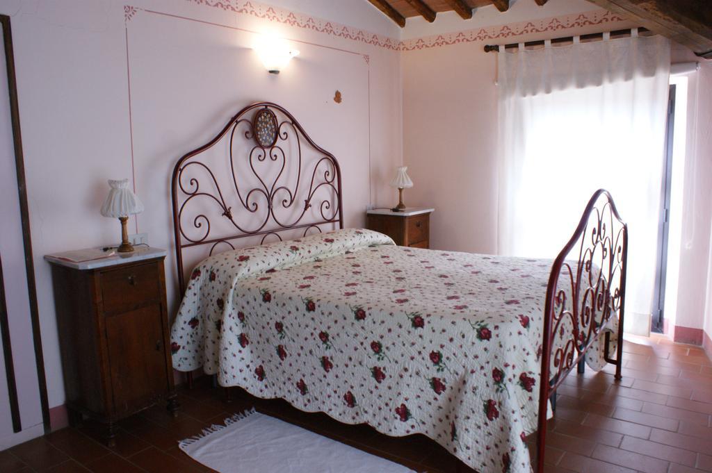 Bed and Breakfast Casa Lucia In Chianti Вальяли Экстерьер фото